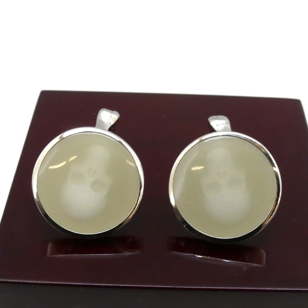 Menashe & Sons Mother of Pearl Round Cufflinks Silver Tone Formal Wedding Gift
